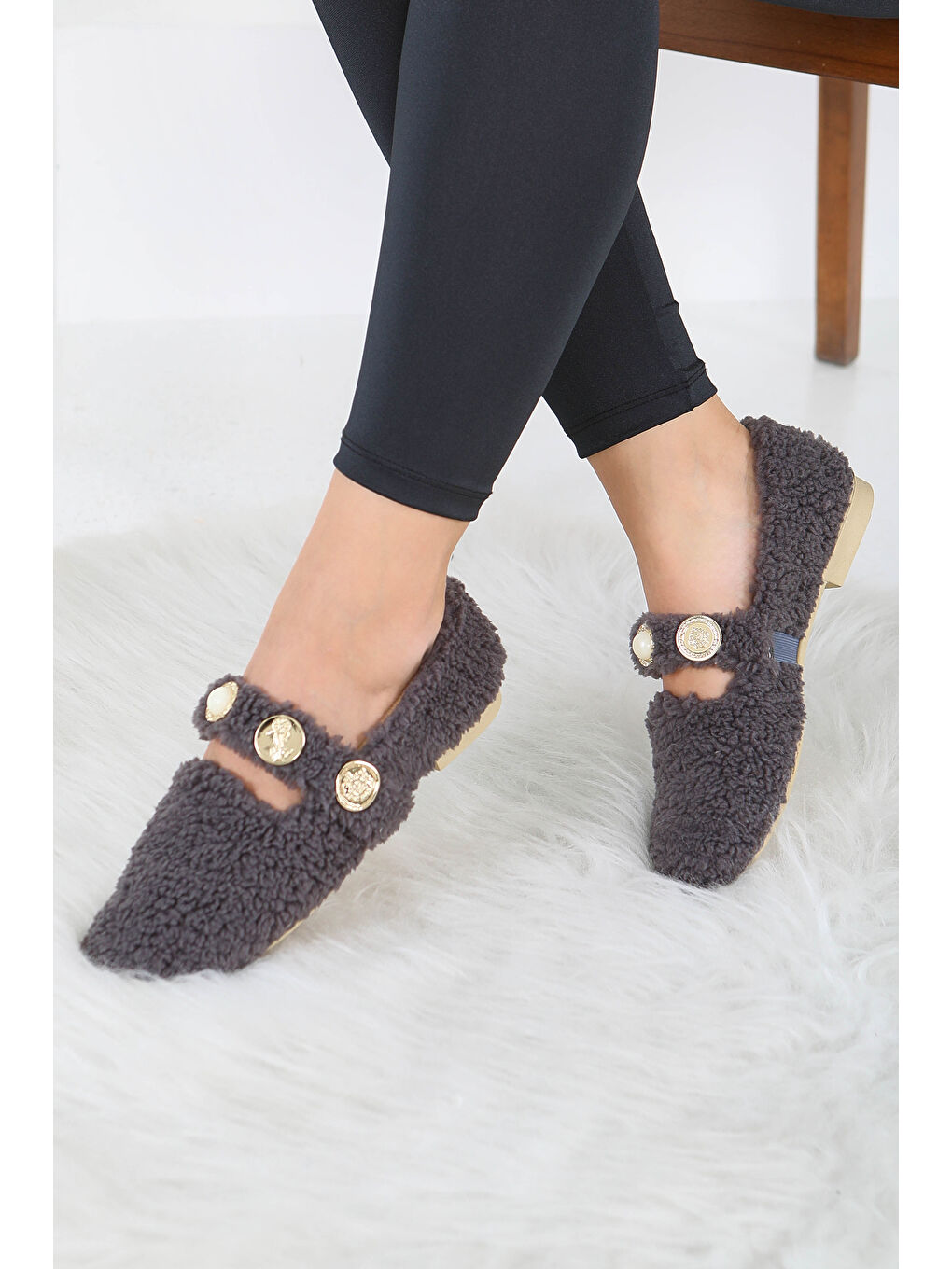 Kadın Antrasit İnci Ve Tuğra Detaylı Pelüş Babet - 27911-ANTRASIT-1