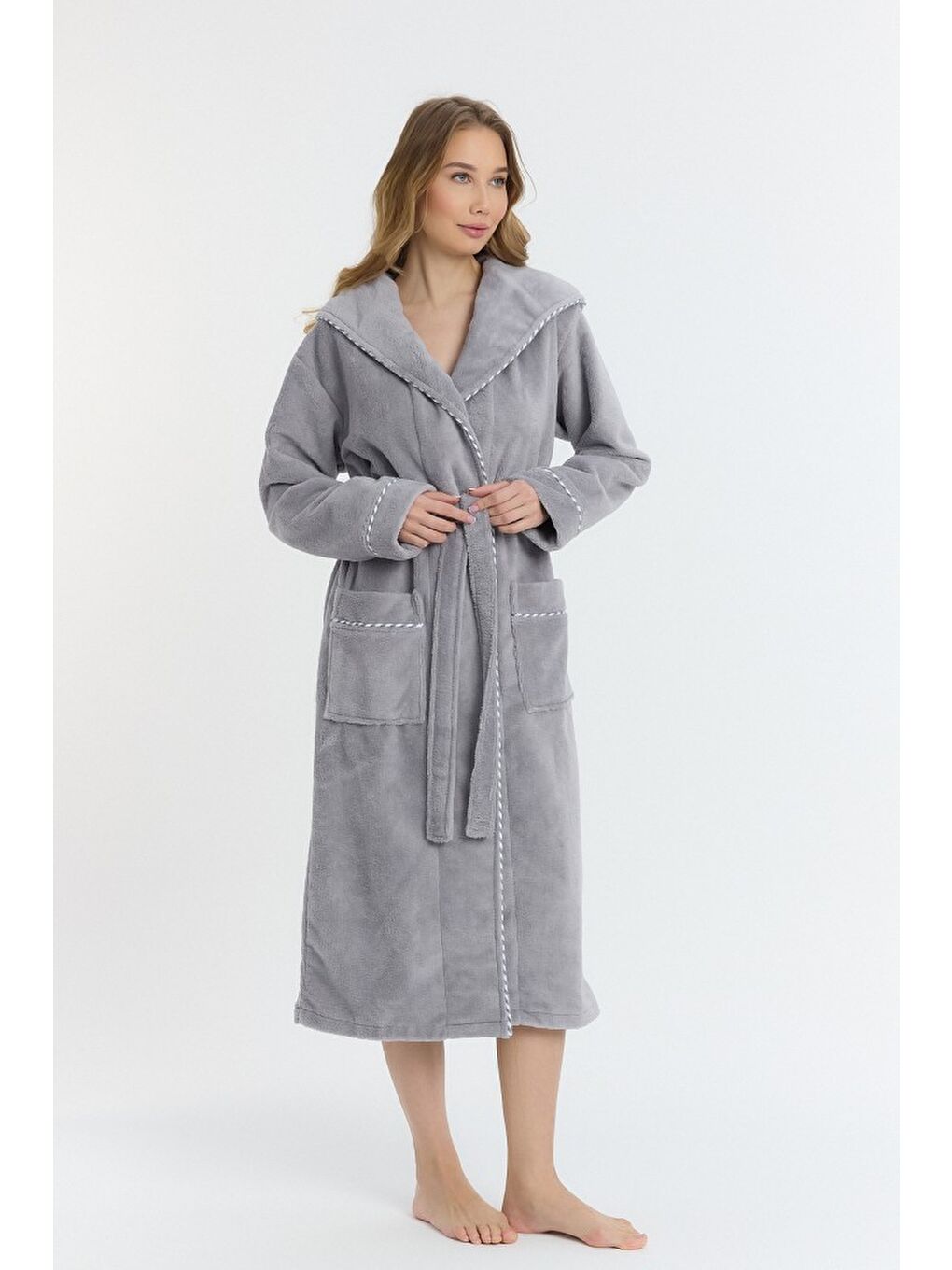 Gri Triga Kapüşonlu Kadın Bornozu %100 Pamuk-2