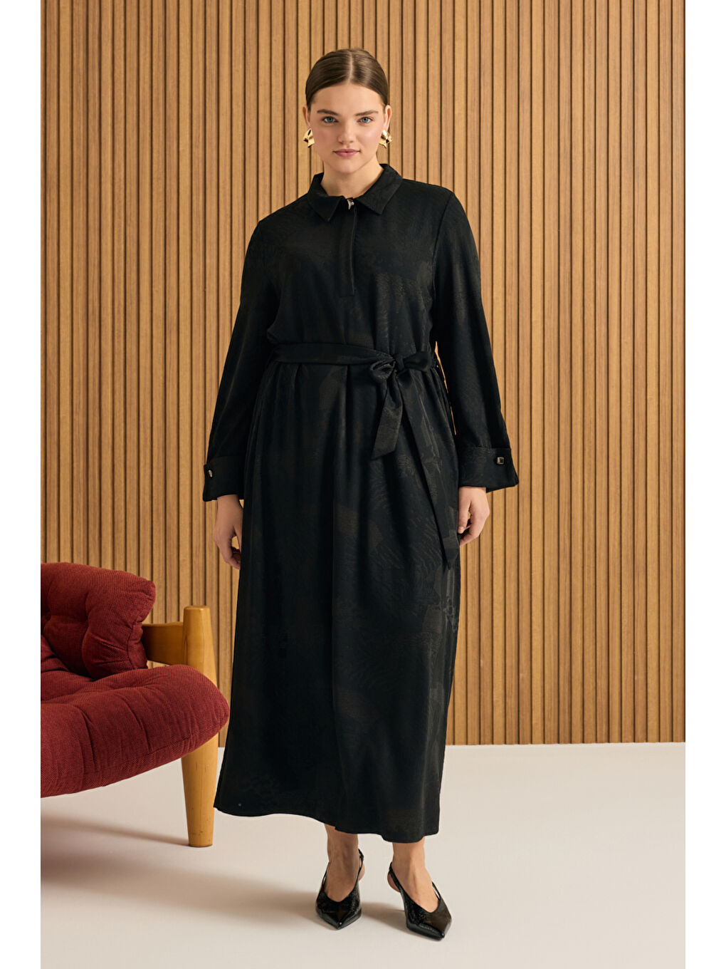 Siyah Jakarlı Örme Elbise-2