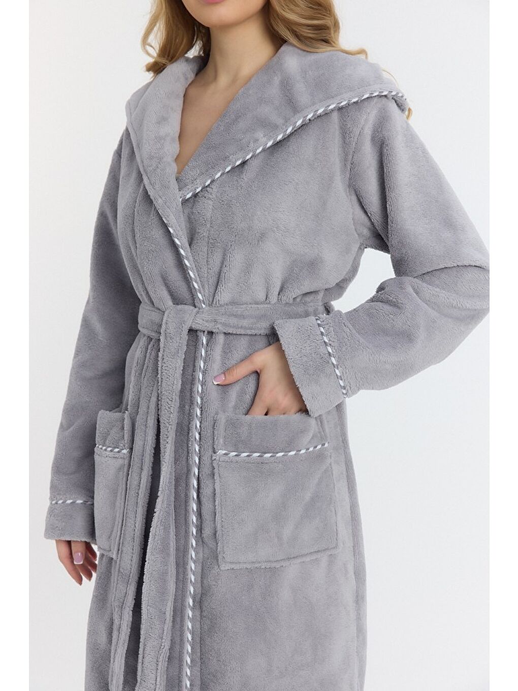 Gri Triga Kapüşonlu Kadın Bornozu %100 Pamuk-6