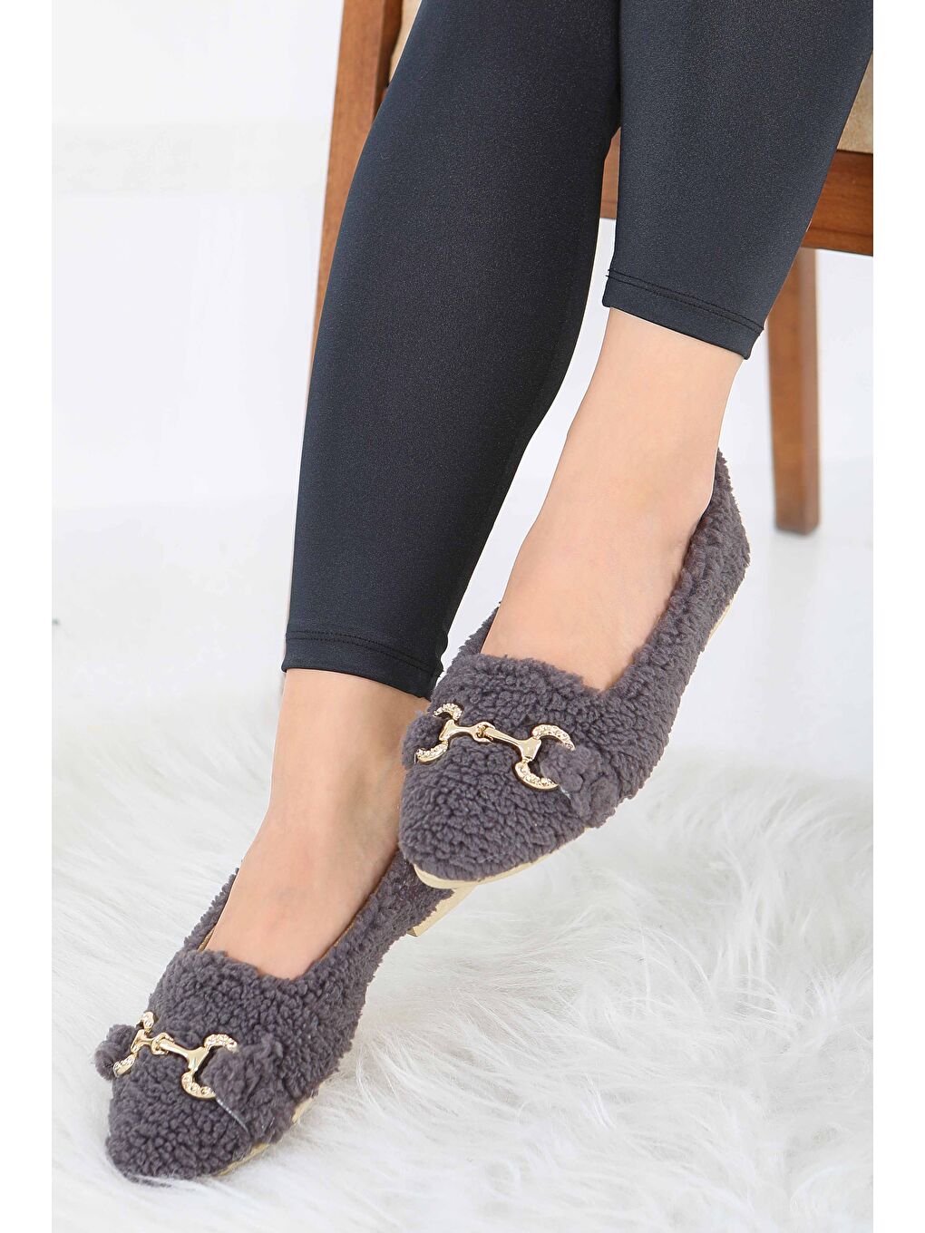 Kadın Antrasit Toka Detaylı Pelüş Babet - 27913-ANTRASIT