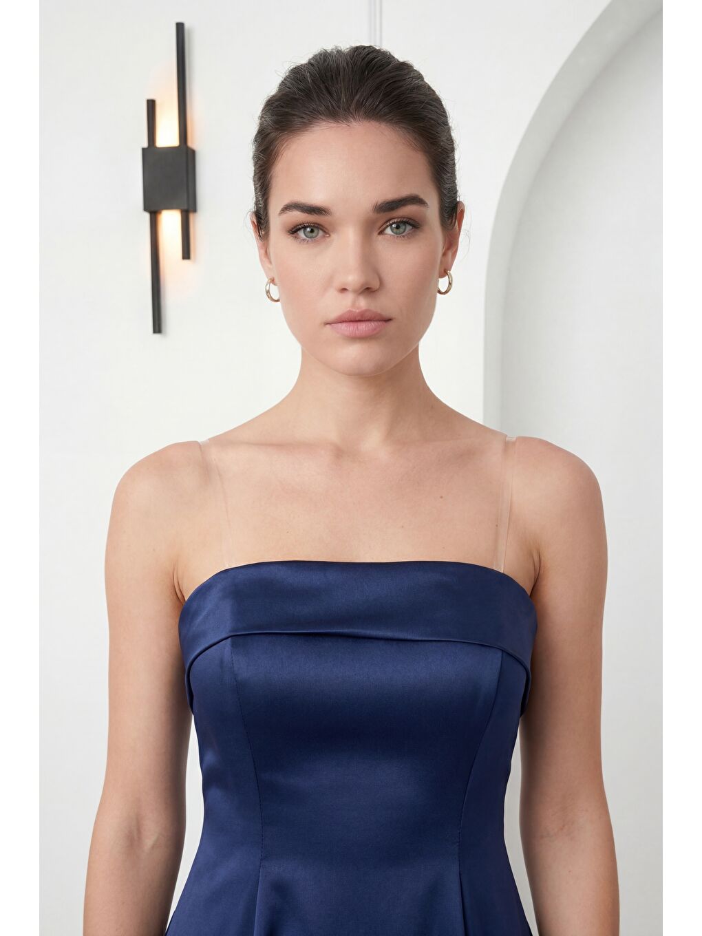 Kadın Lacivert Straplez Yaka Saten Uzun Kloş Abiye Elbise-2