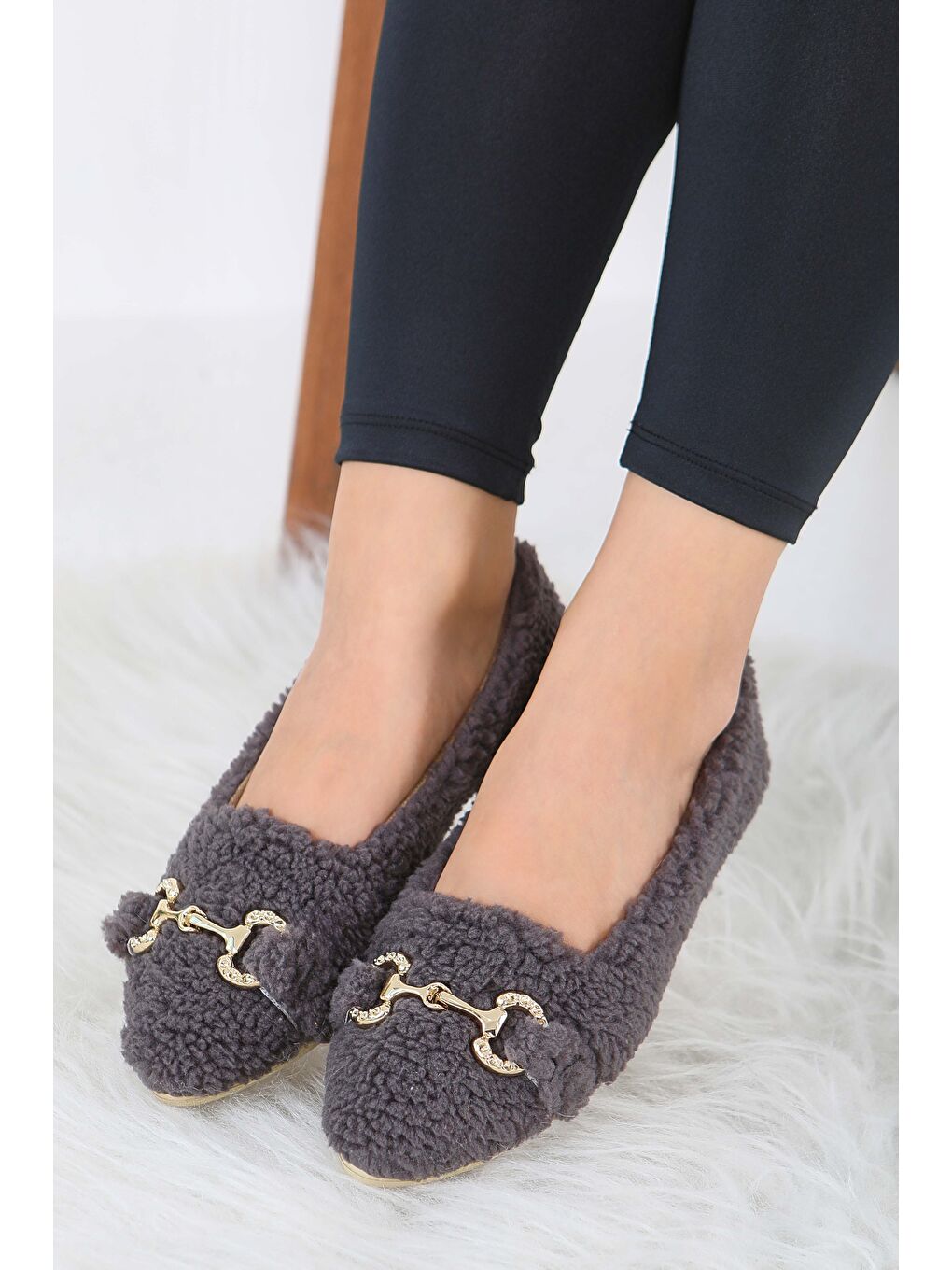 Kadın Antrasit Toka Detaylı Pelüş Babet - 27913-ANTRASIT-1