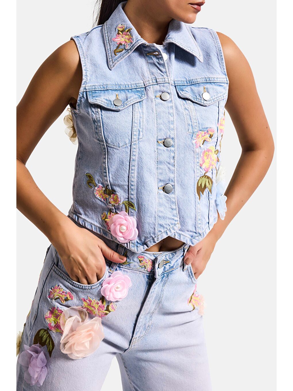 Mavi Kadın Jean Rengi 3s6-89 Crop Fit Gül ve Nakış Detaylı Özel Tasarım Denim Yelek-1