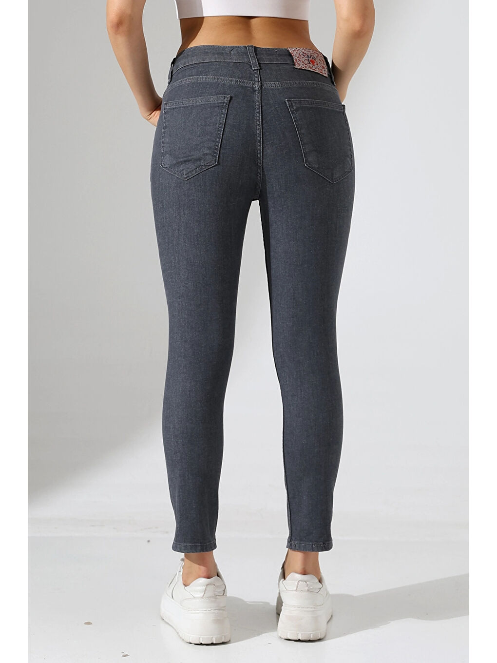 Koyu Gri Yüksek Bel Dar Kesim Jean-3
