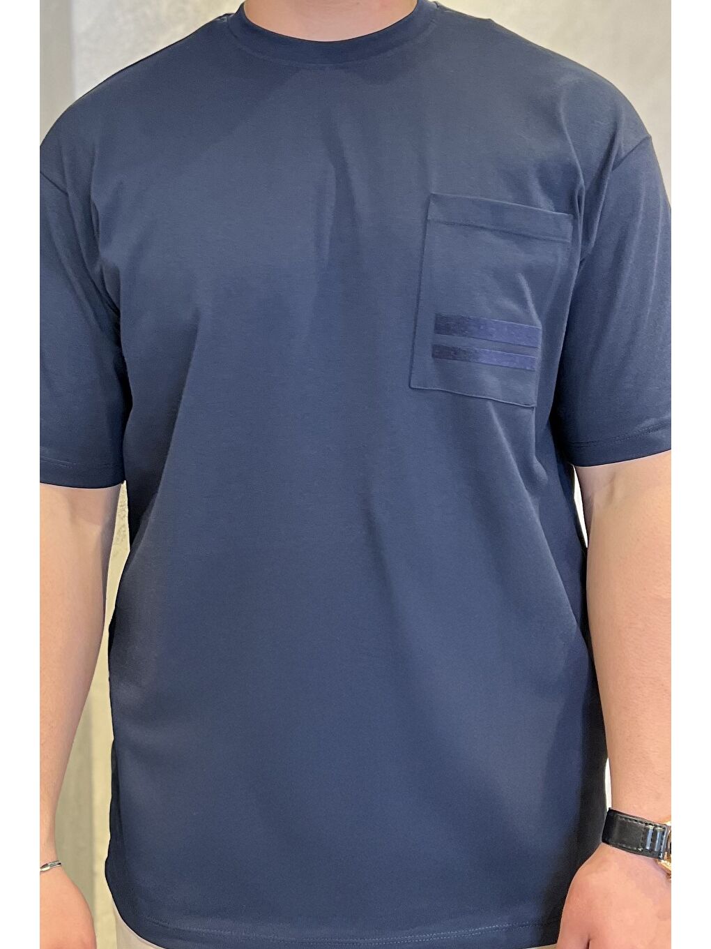 Lacivert Erkek Cepli Bisiklet Yaka Tişört-3