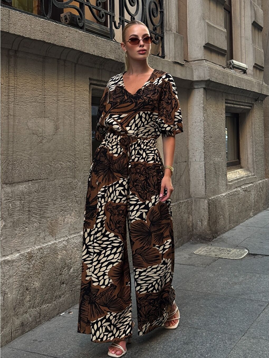 Kahverengi V Yaka Viskon Kumaş Bol Paça Alt Üst Takım-2