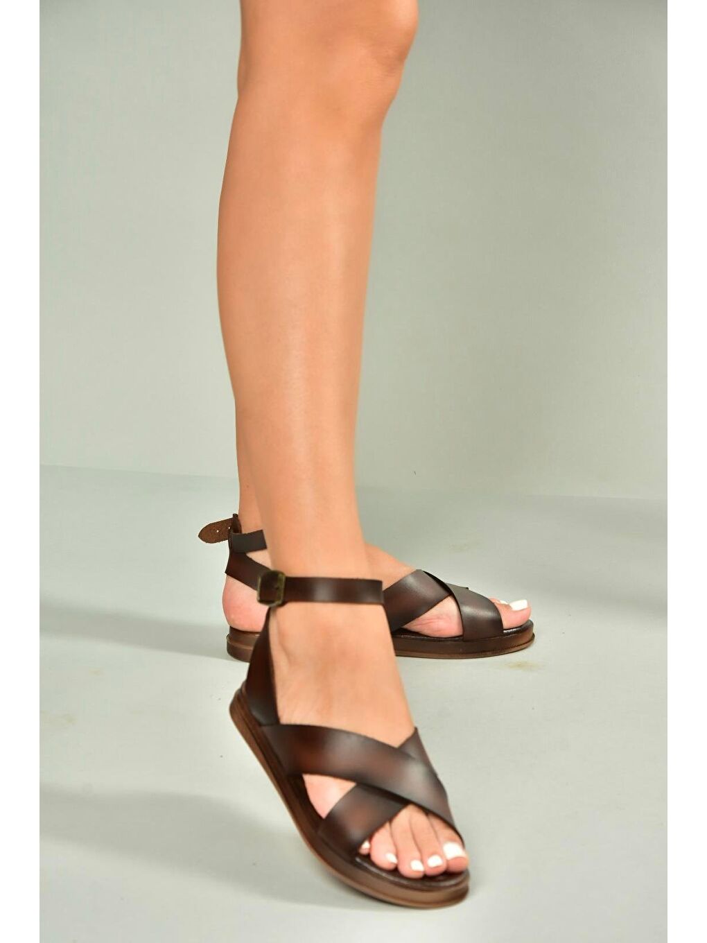 Kahverengi Kadın Sandalet U390904203-2