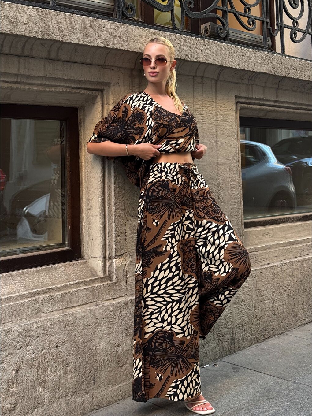 Kahverengi V Yaka Viskon Kumaş Bol Paça Alt Üst Takım-3