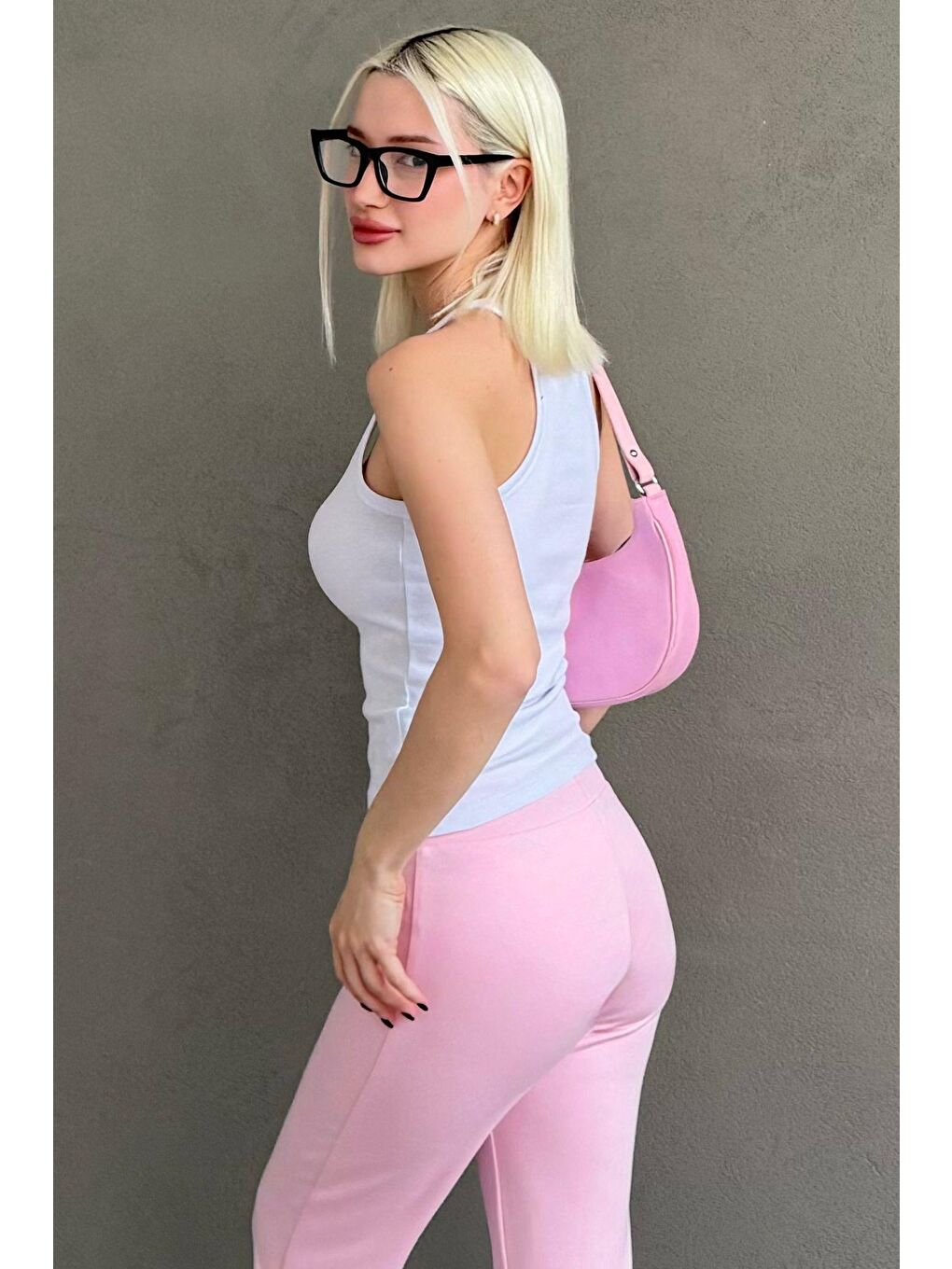 Beyaz Basic Vücuda Oturan Kolsuz Kadın Atlet Mg2639-1