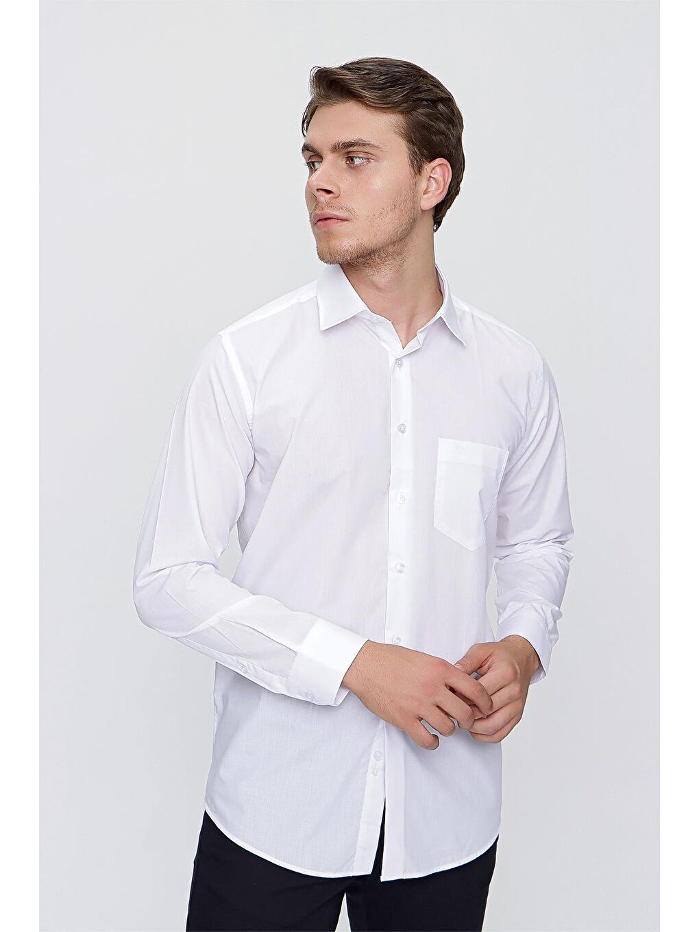 Beyaz Uzun Kol Düz Bez Ayağı Sert Yaka Cep 30 Pamuklu Basic Comfort Fit Gömlek 1004250051_600-3