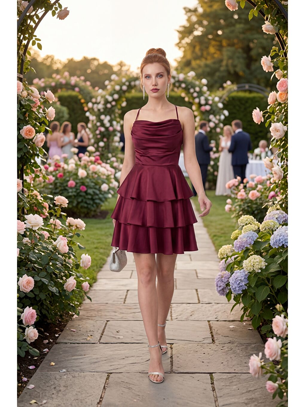 Kadın Bordo İnce Askılı Degaje Yaka Mini Saten Mezuniyet Abiye Elbise-3