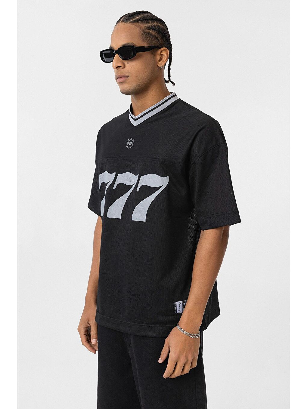 Oversize V Yaka Forma Tişört Siyah-2