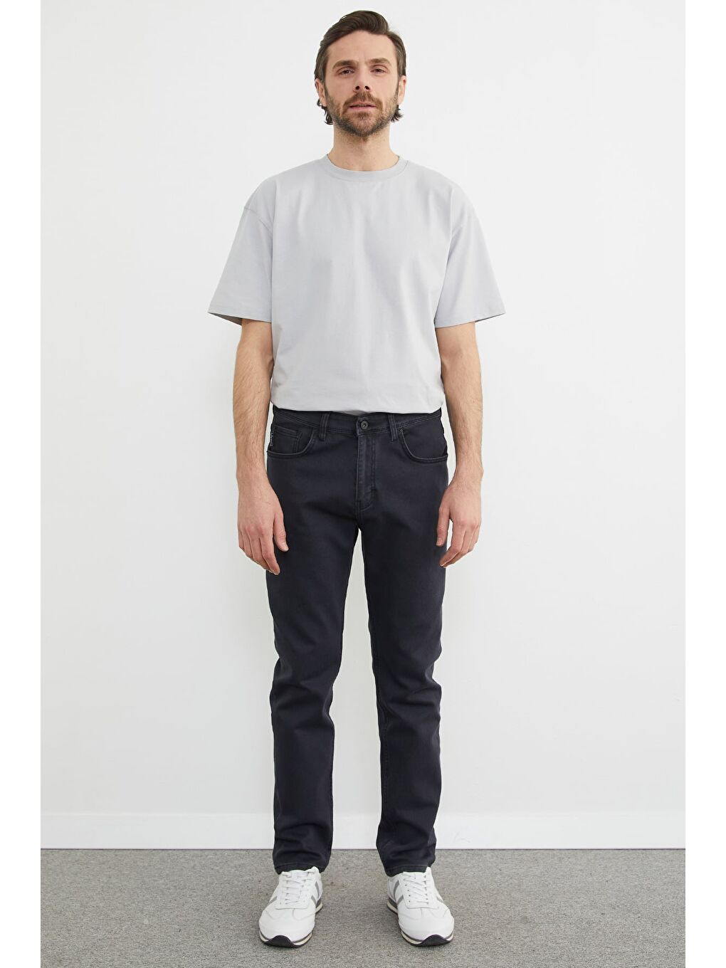 Siyah Büyük Beden Regular Fit Normal Bel Jean-1