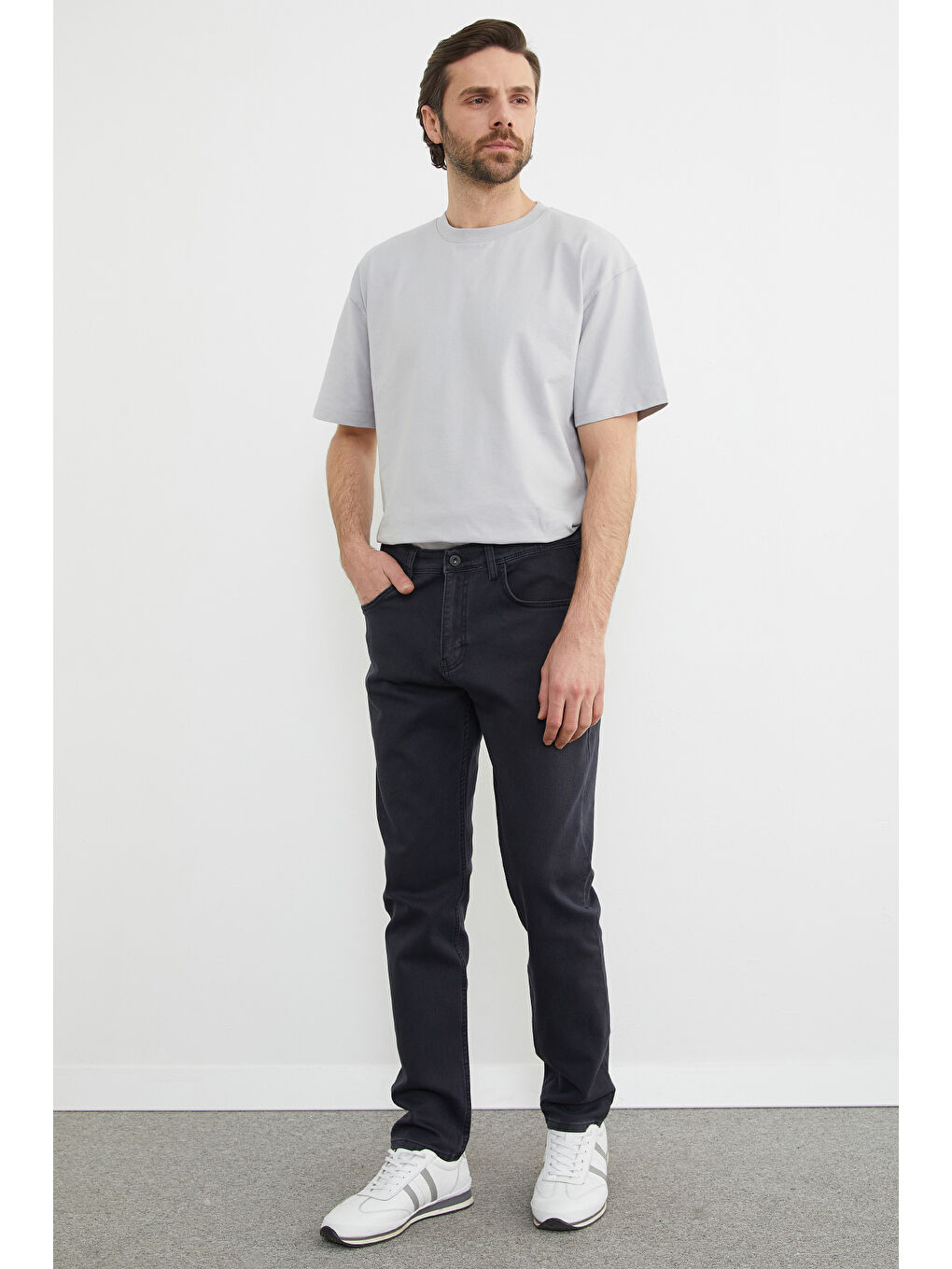 Siyah Büyük Beden Regular Fit Normal Bel Jean-2