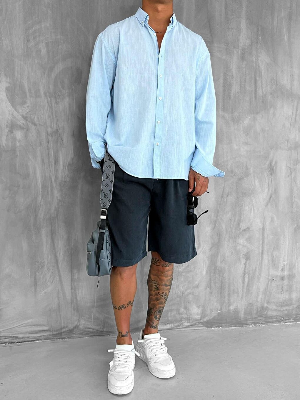 Erkek Relax Fit Rahat Kesim İnce %100 Pamuk Gömlek Açık Mavi-4