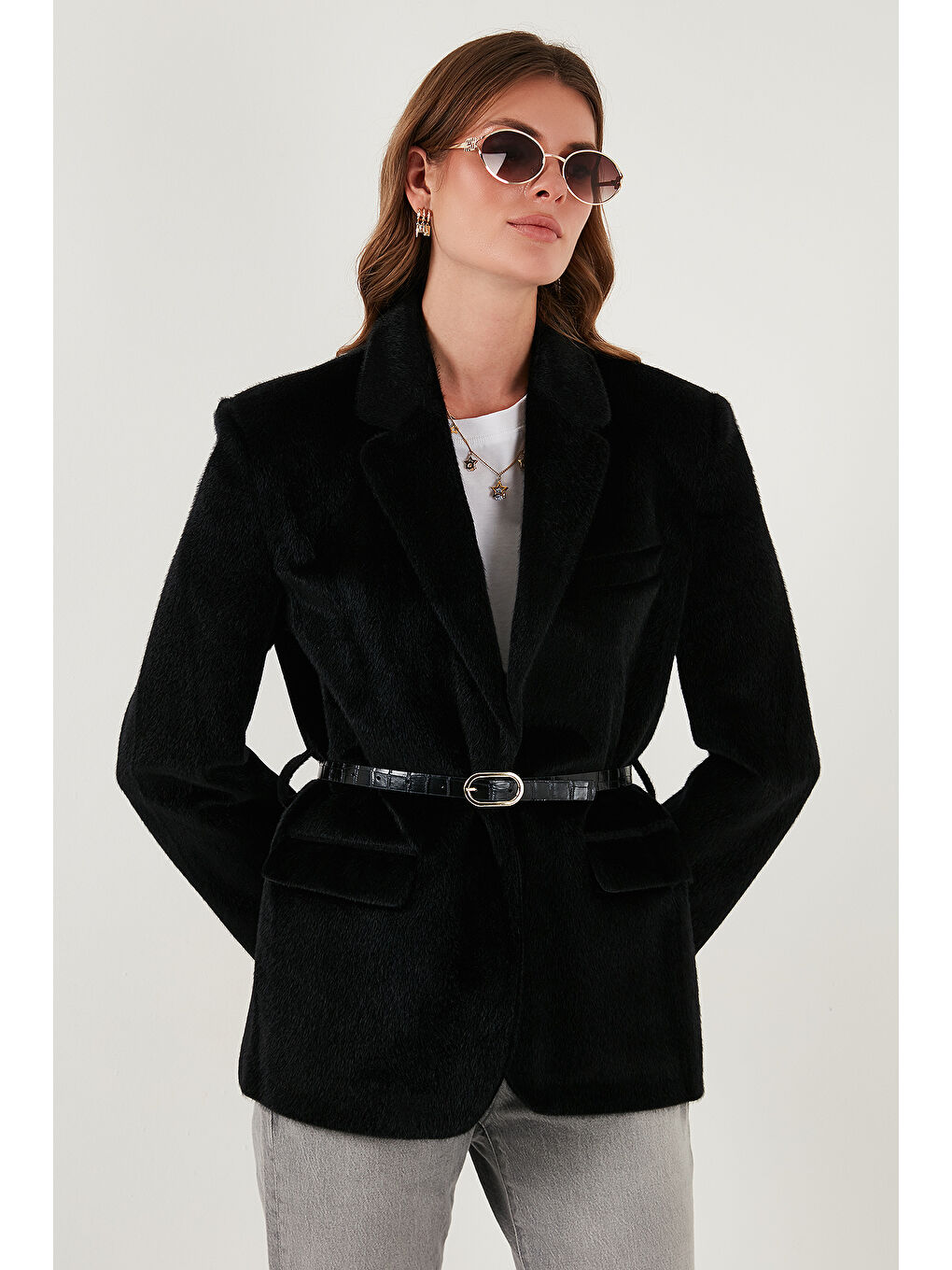 Siyah Regular Fit Astarlı Kemer Detaylı Pelüş Dokulu Ceket 6839490