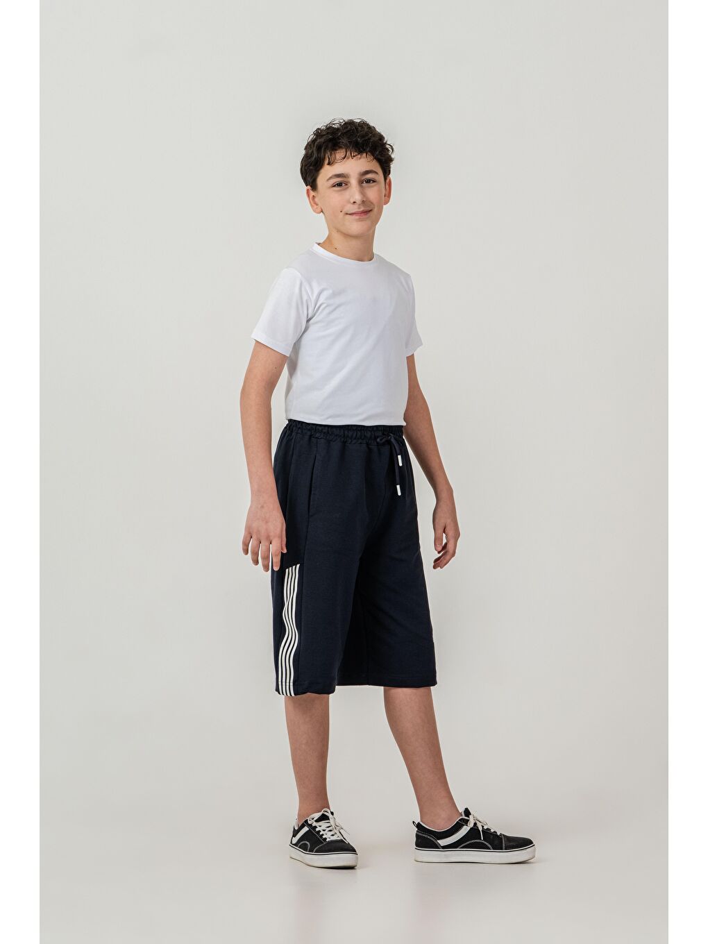 Lacivert Boston Nyc Baskılı Yanları Şeritli Erkek Çocuk Şort-1