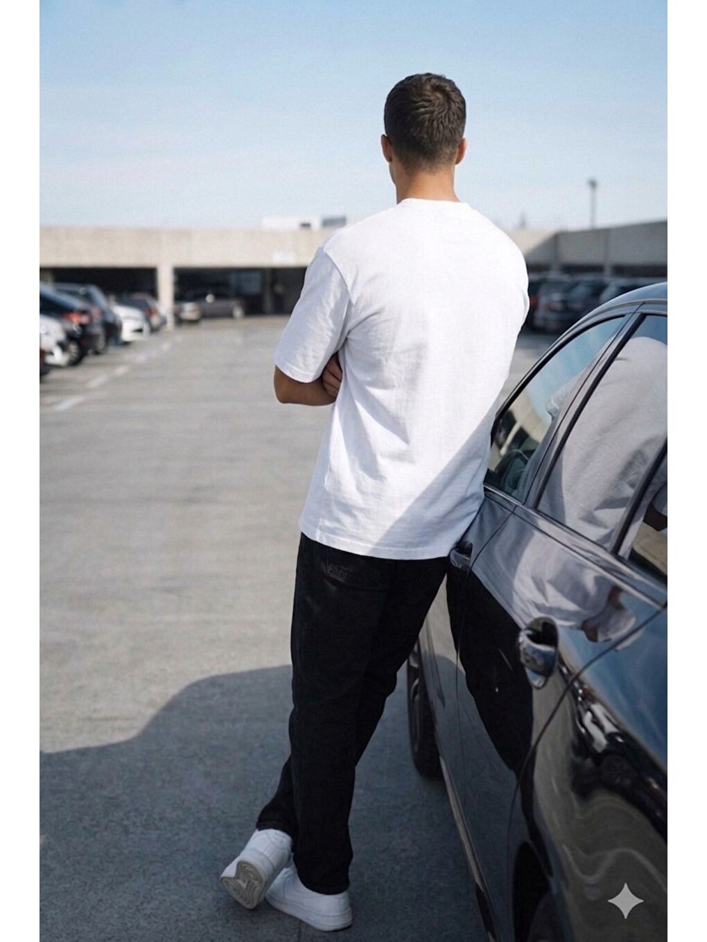 Beyaz Erkek Oversize Tişört – Minimal “Don’t Look Back” Detaylı Basic-2