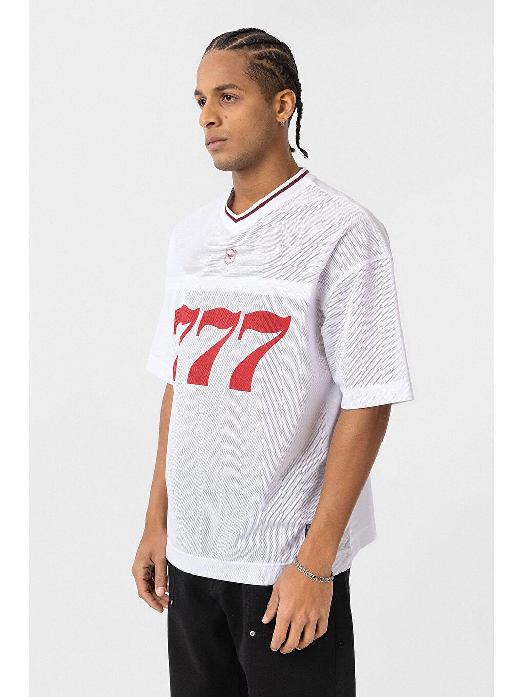 Oversize V Yaka Forma Tişört Beyaz-2