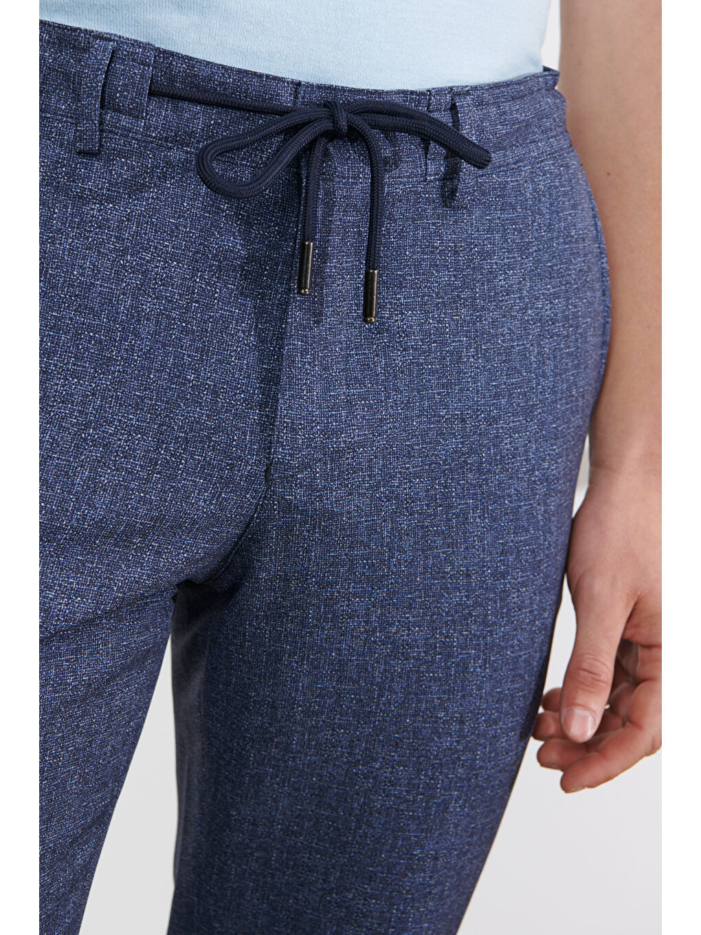 Erkek Lacivert-Beyaz Slim Fit Dar Kesim Mono Yaka Seyahat Çantalı Desenli Takım Elbise-5