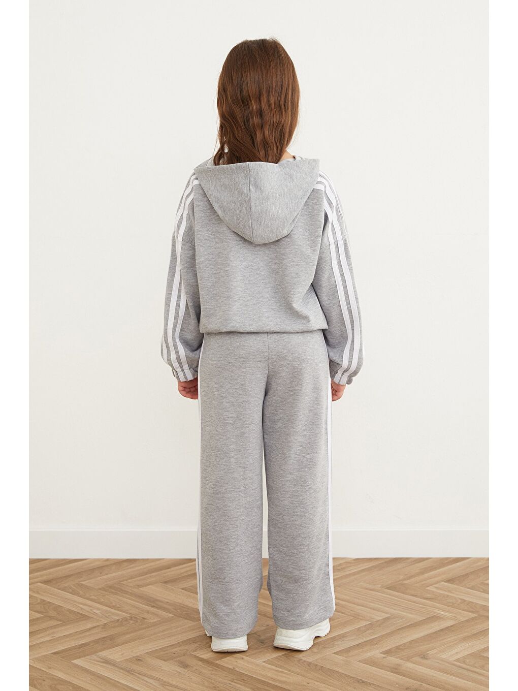 Gri Yanları Şeritli Beli Lastikli Kapüşonlu Kız Çocuk Takım-1