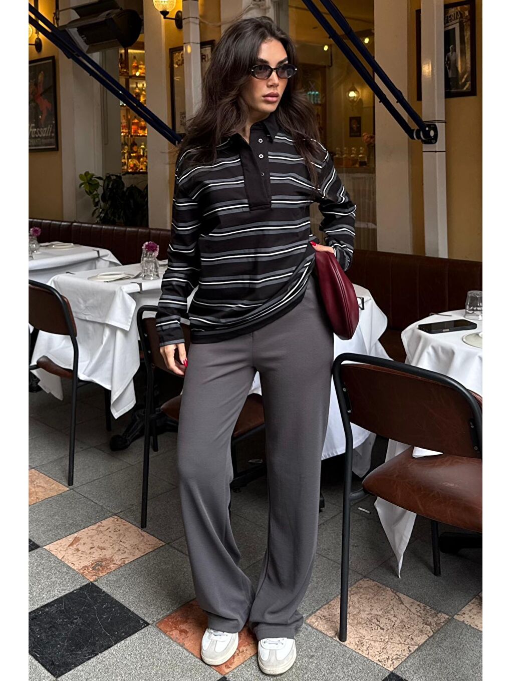 Siyah Çizgili Düğmeli Polo Yaka Kadın Uzun Kollu Tişört  Mg2587-2