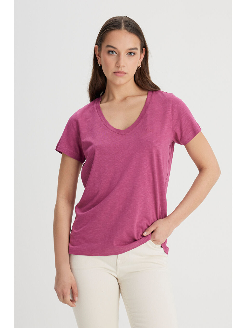 Regular Fit Normal Kesim V Yaka Mor Tişört