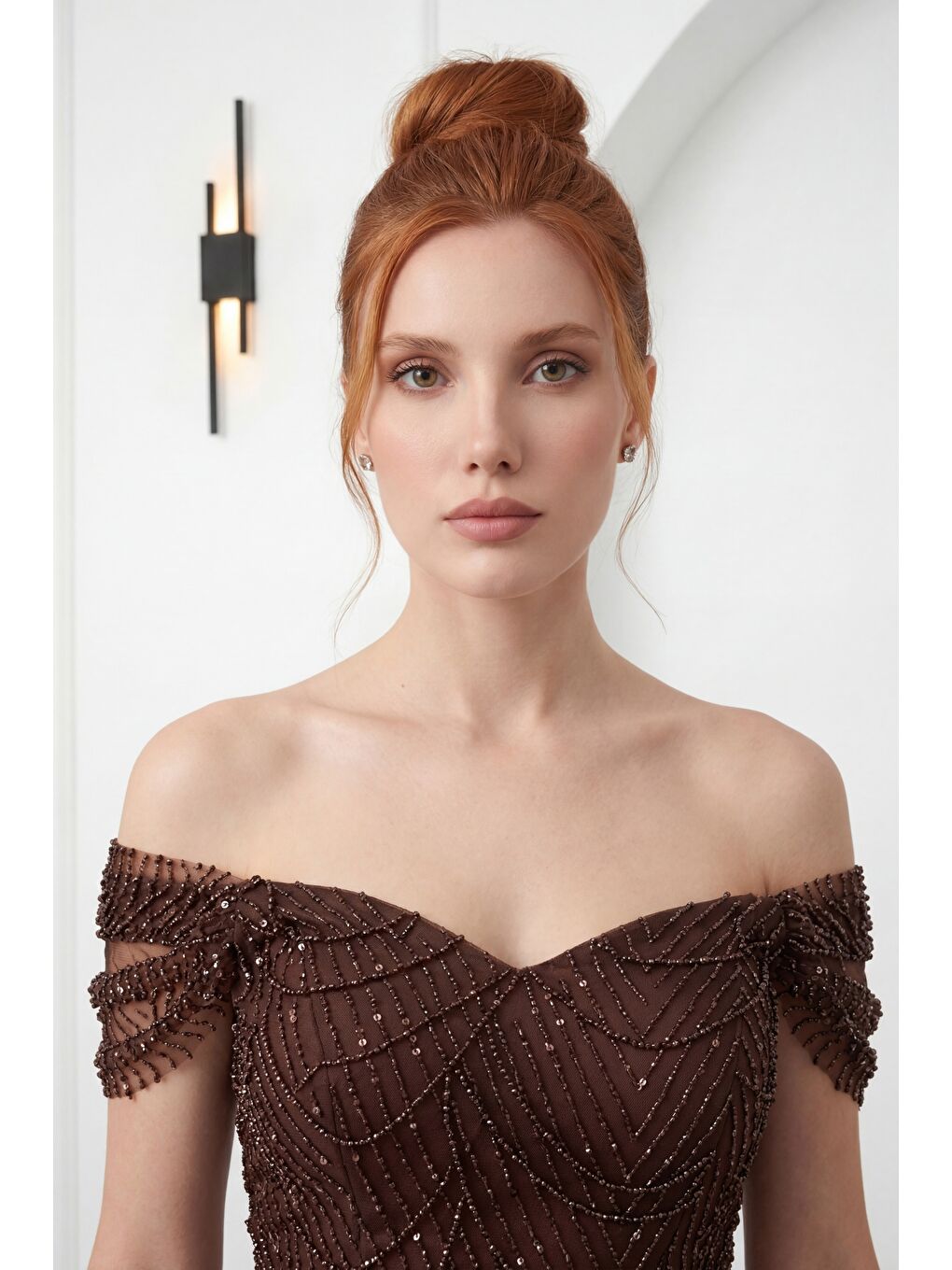 Kadın Kahverengi Kayık Yaka Boncuklu Uzun Abiye Elbise-2