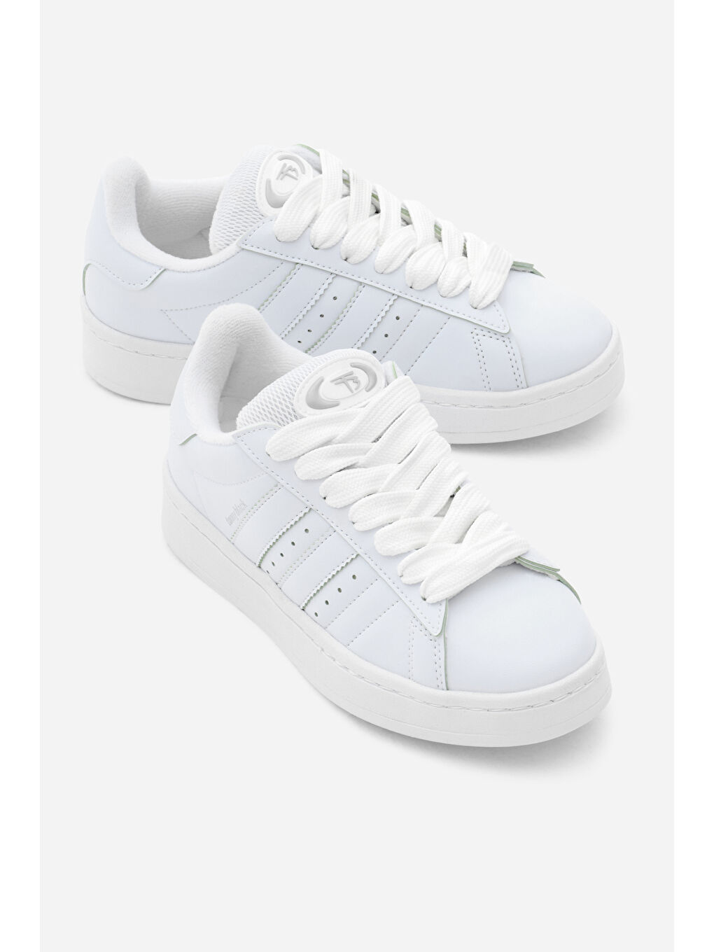 Kadın Beyaz Termo Taban Yanı Şeritli Bağcıklı Spor Ayakkabı-2