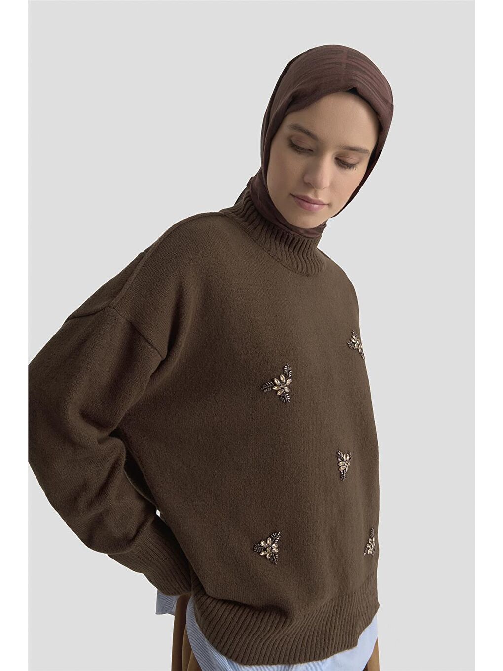 Kahverengi Nakışlı Oversize Kazak 25Kd6015 Acı Kahve-1