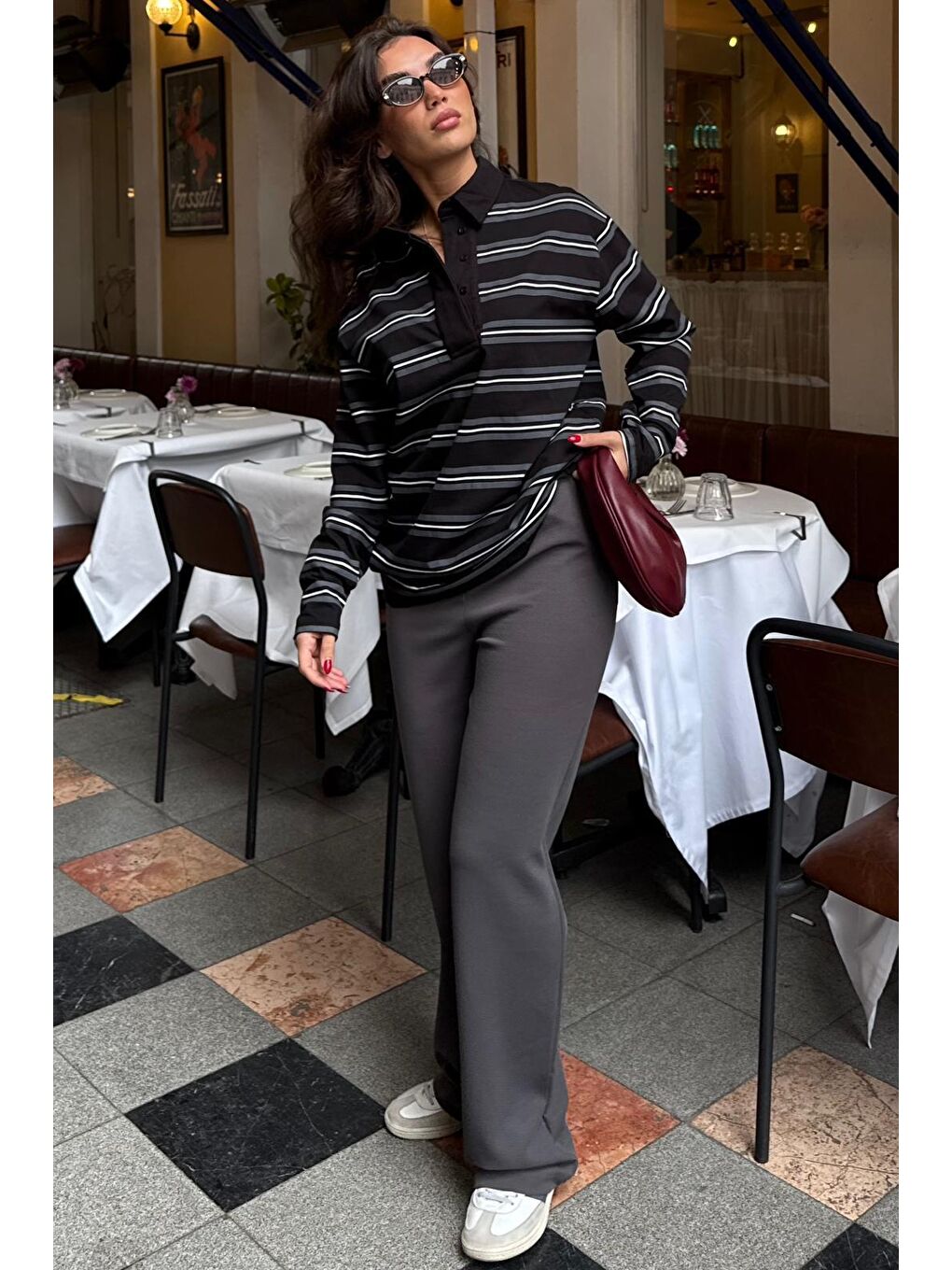 Siyah Çizgili Düğmeli Polo Yaka Kadın Uzun Kollu Tişört  Mg2587-4