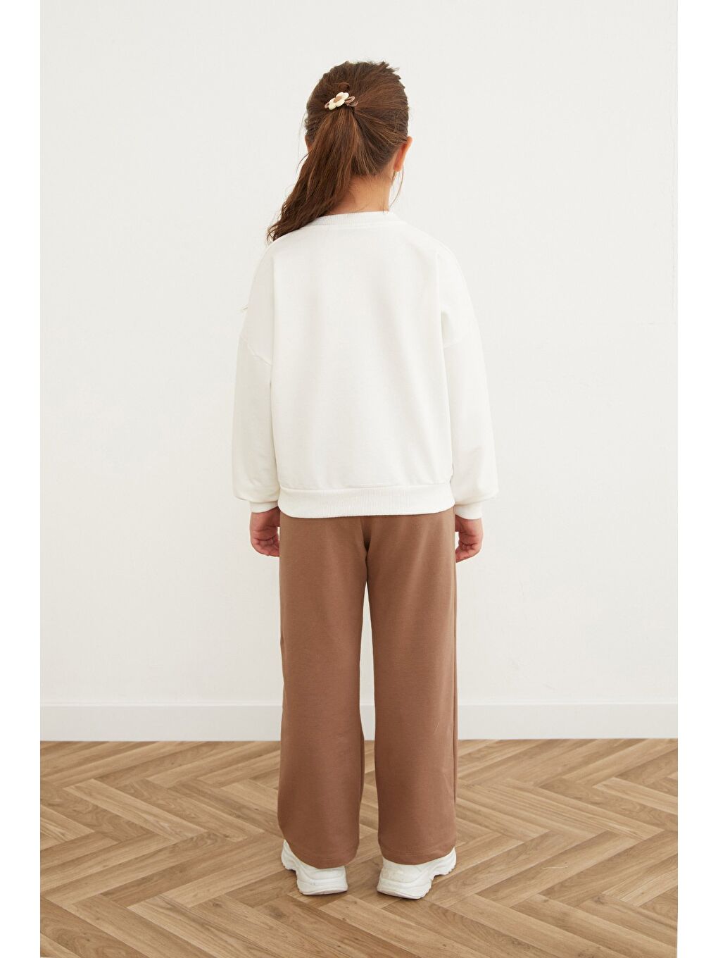 Kahverengi Kurdele Detaylı Beli Lastikli Kız Çocuk Takım-2