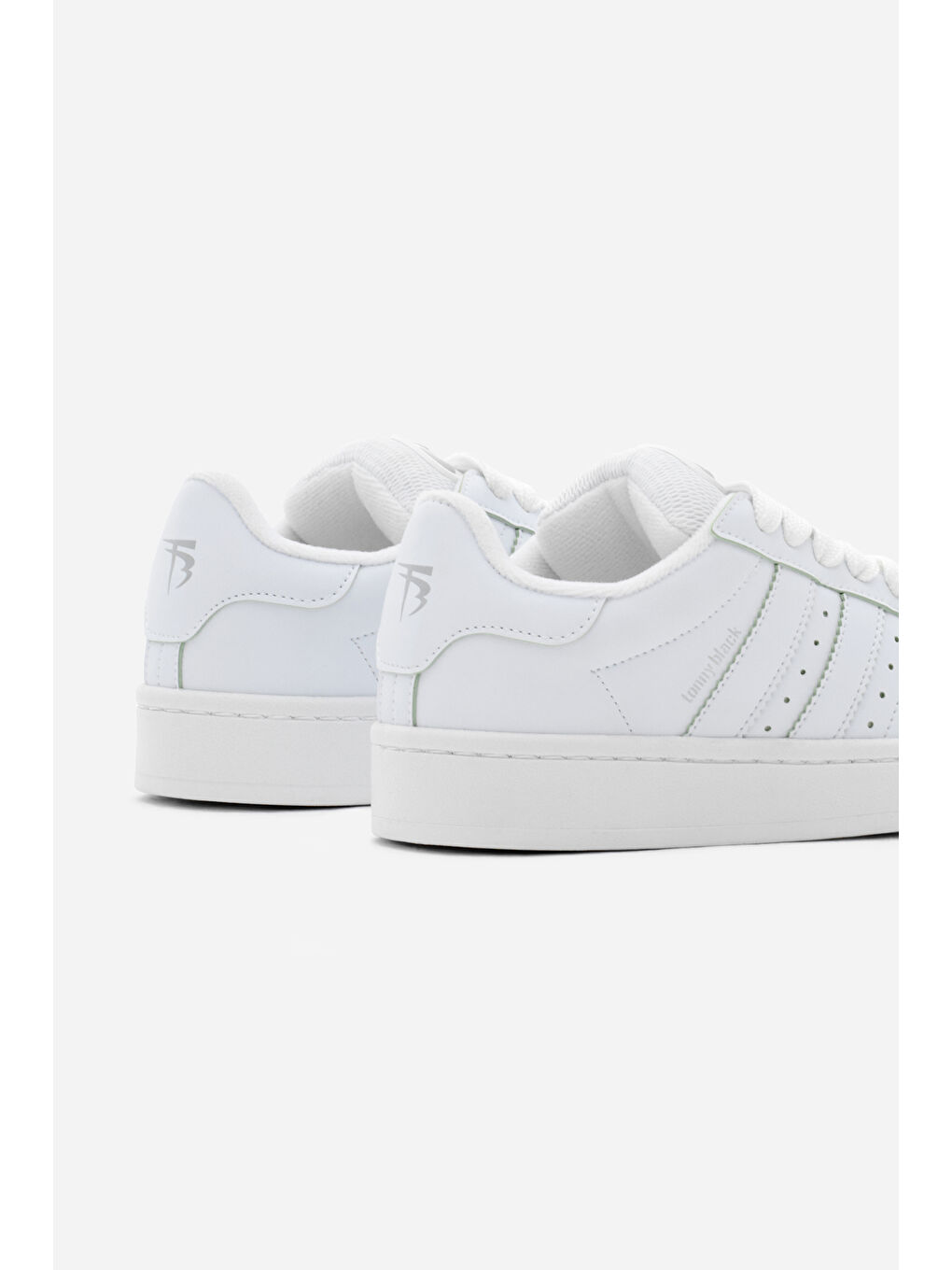 Kadın Beyaz Termo Taban Yanı Şeritli Bağcıklı Spor Ayakkabı-4