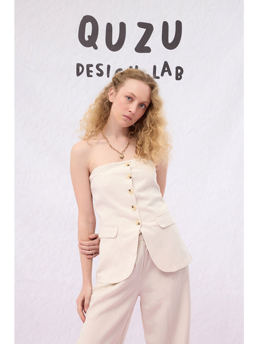 Bej Düğmeli Straplez Keten Bluz Naturel