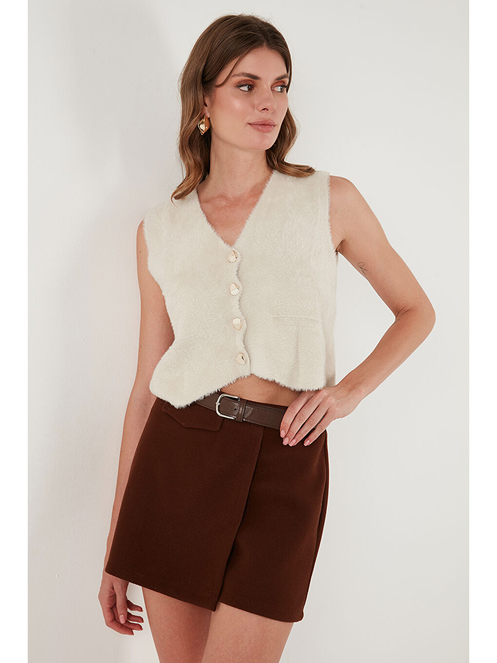 Bej Regular Fit V Yaka Yumuşak Dokulu Düğmeli Yelek 4615241-4