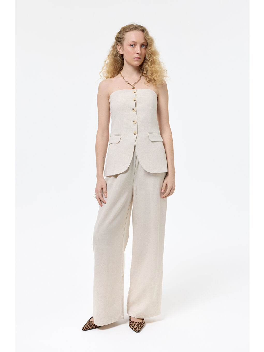 Bej Düğmeli Straplez Keten Bluz Naturel-2