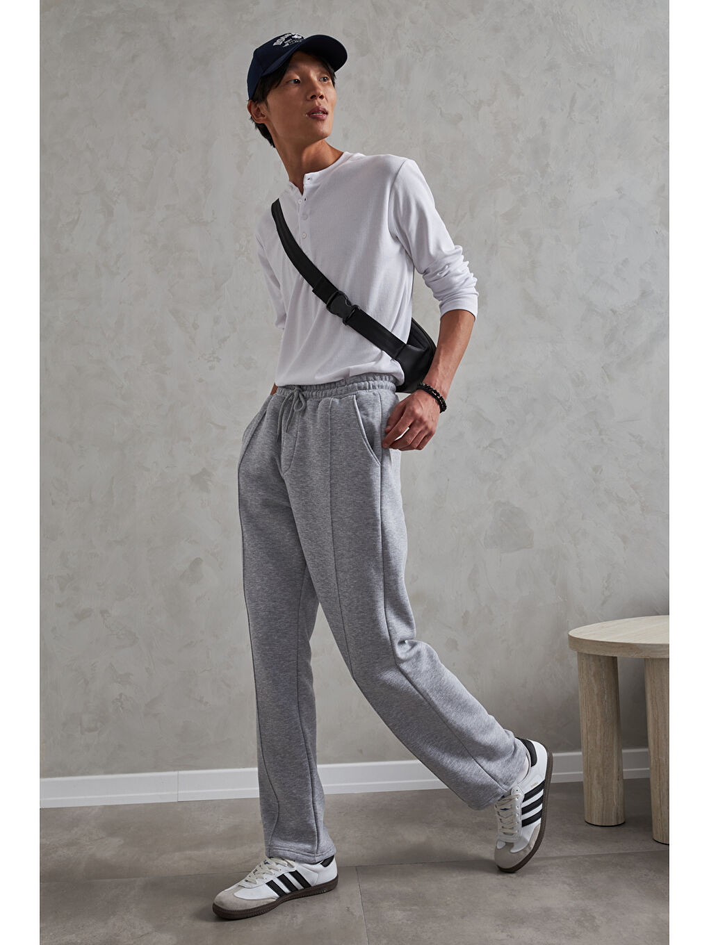 Gri Erkek Önü Dikiş Detaylı Baggy Eşofman Altı