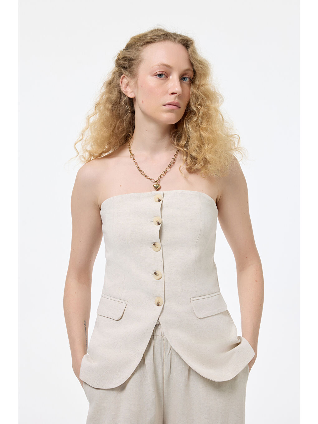 Bej Düğmeli Straplez Keten Bluz Naturel-3