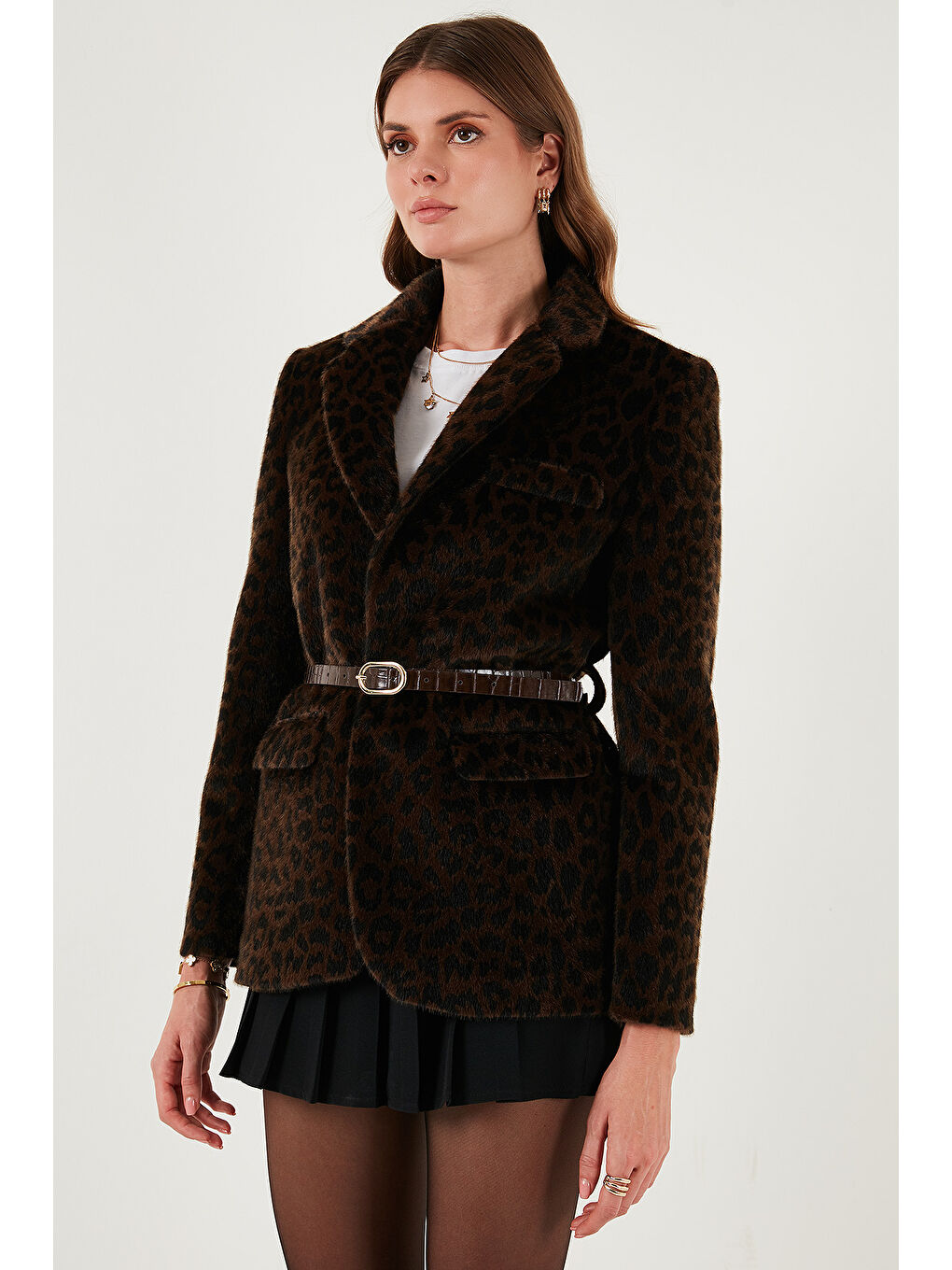 Kahverengi Leopar Desenli Regular Fit Kemer Detaylı Pelüş Dokulu Blazer Ceket 6839614-5