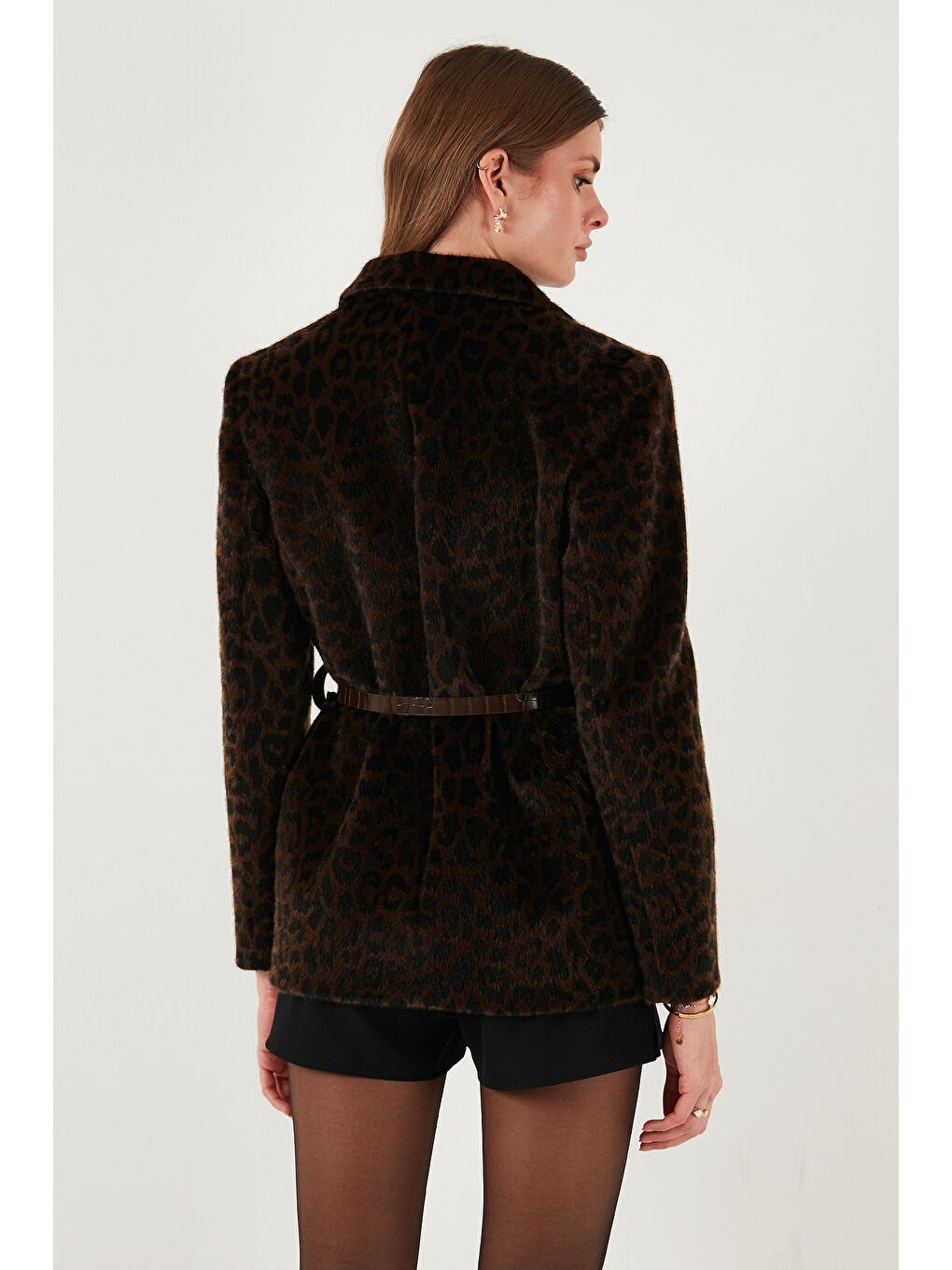 Kahverengi Leopar Desenli Regular Fit Kemer Detaylı Pelüş Dokulu Blazer Ceket 6839614-6