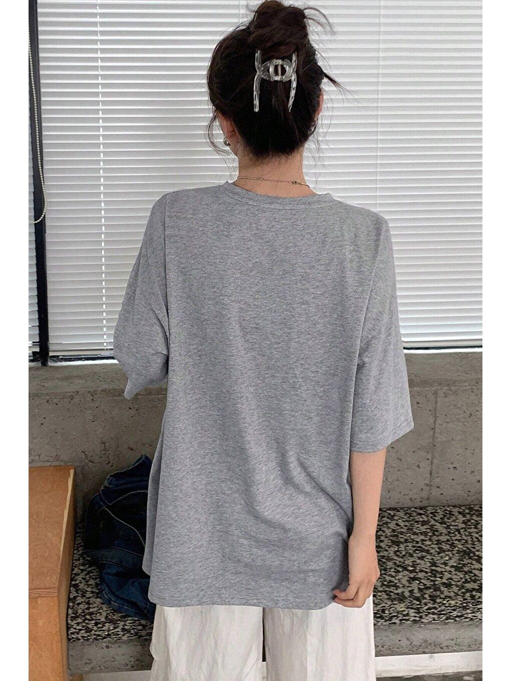 Gri Kadın GRİ Bisiklet Yaka Thousand Baskılı Oversize T Shirt-1