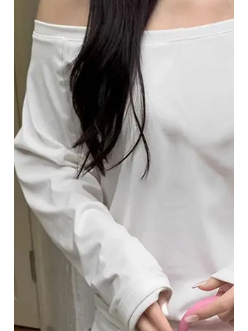 Beyaz Kadın Düşük Omuz Kayık Yaka Oversize Uzun Kollu T-Shirt-2