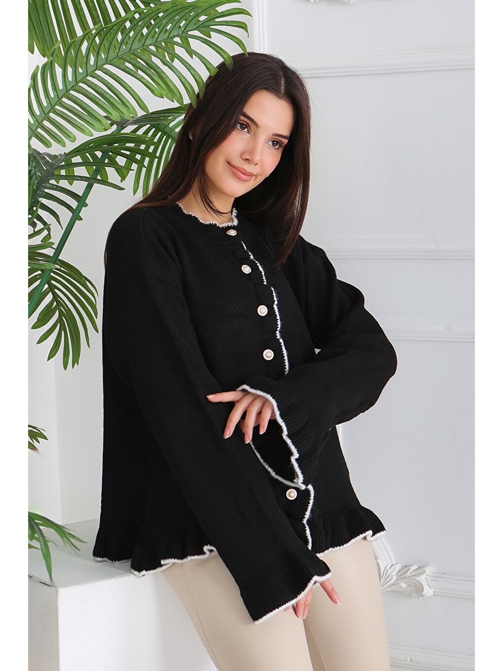İnci Düğmeli Triko Hırka Siyah - 28005-SIYAH