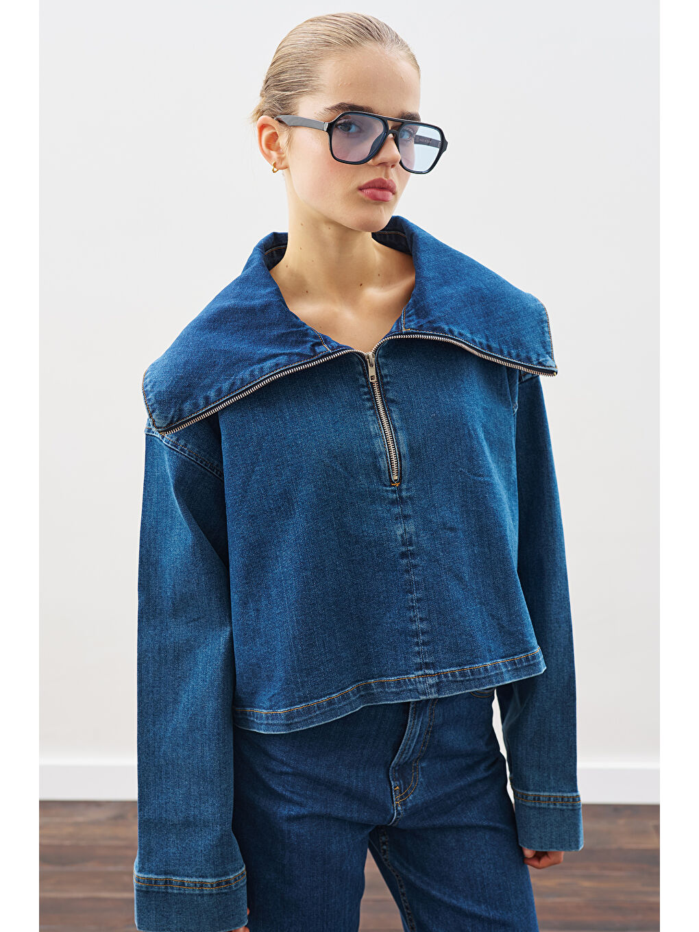 Geniş Yakalı Denim Bluz Koyu Mavi