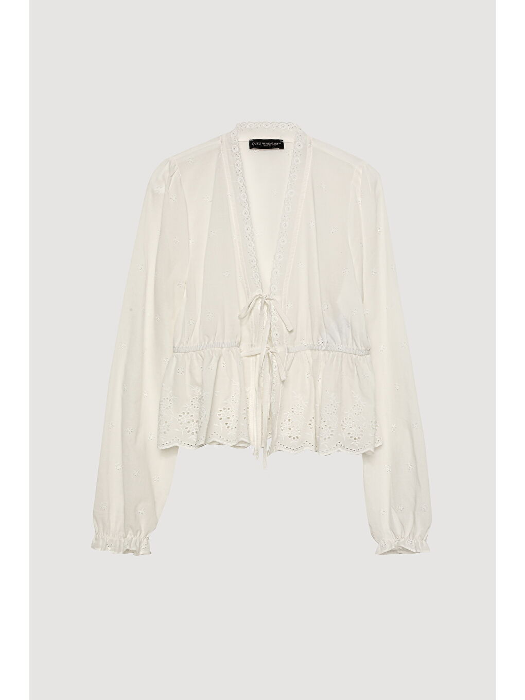 Fiyonk Bağlamalı Fisto Dantelli Bluz Ekru