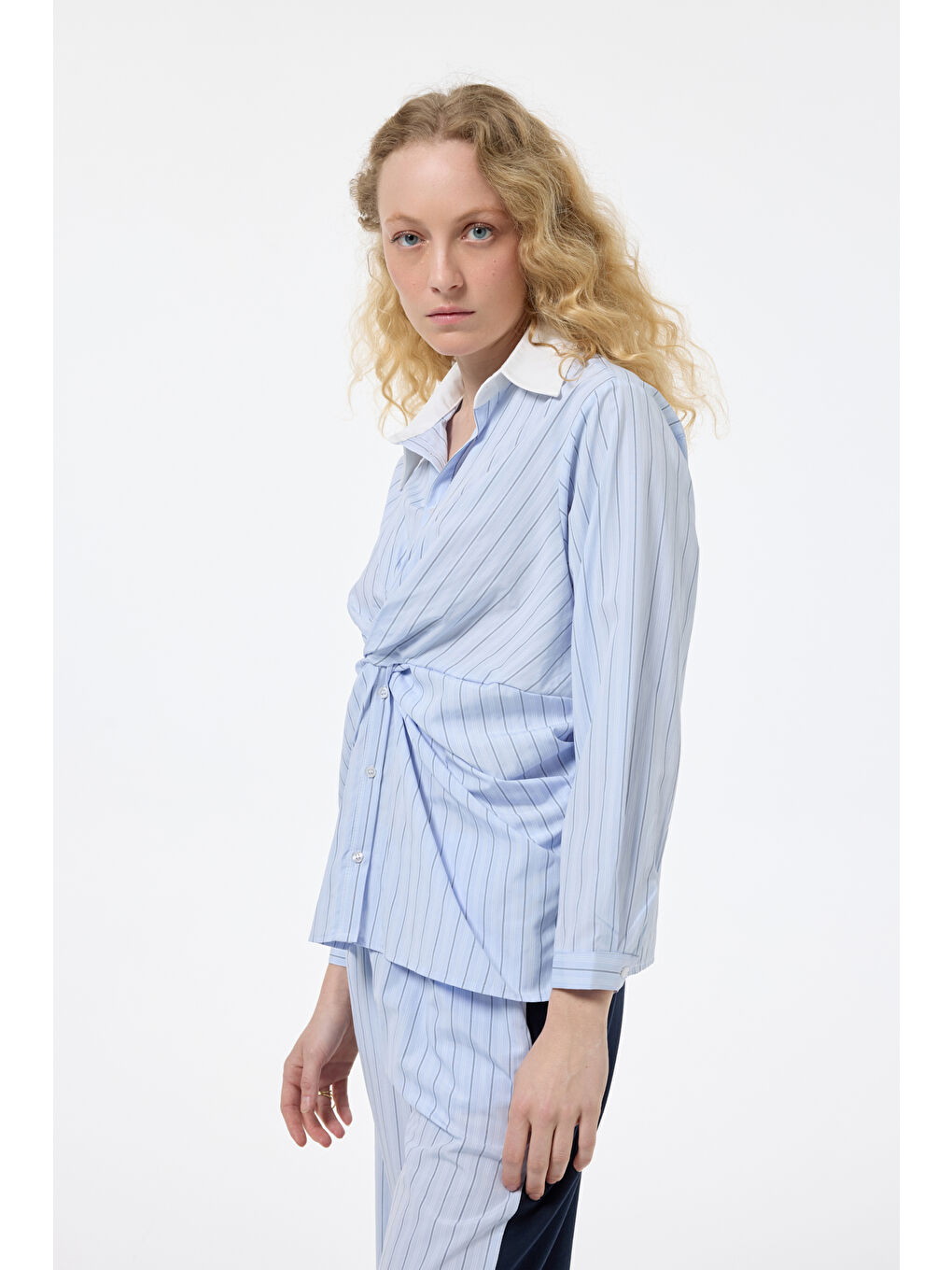 Çizgili Kruvaze Bağlamalı Gömlek Mavi-3