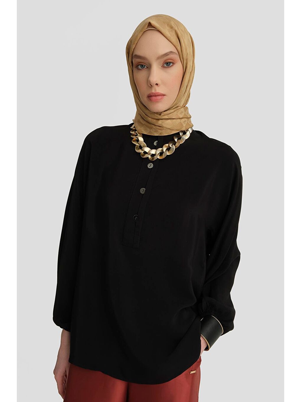 Düğme Detaylı Bluz 25Y3719 Siyah-2
