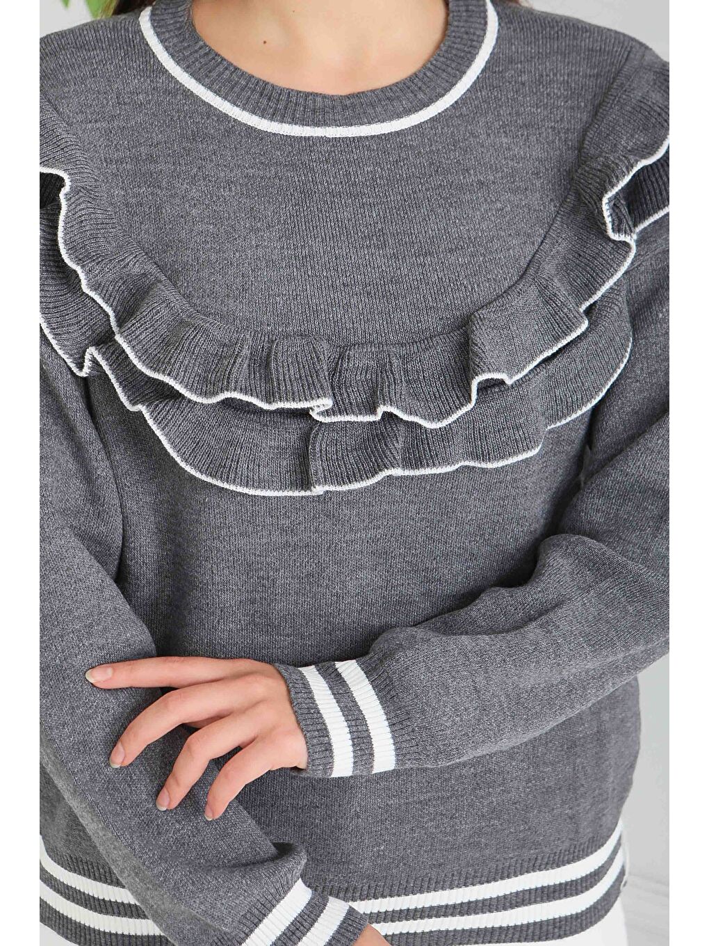 Fırfırlı Çizgili Triko Kazak Antrasit - 28006-ANTRASIT-4