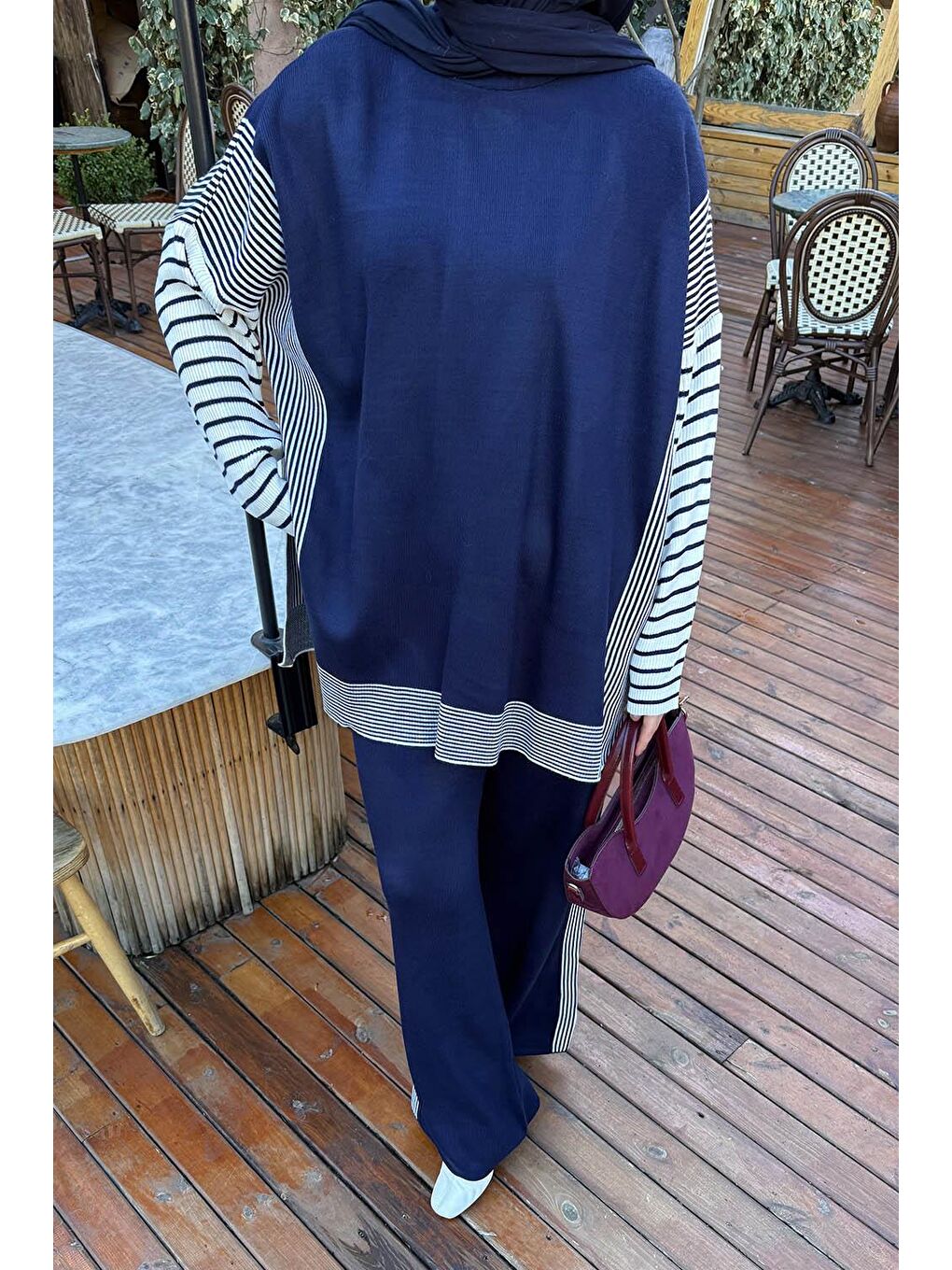 Yan Çizgili Panço Tesettür Takım Lacivert-2